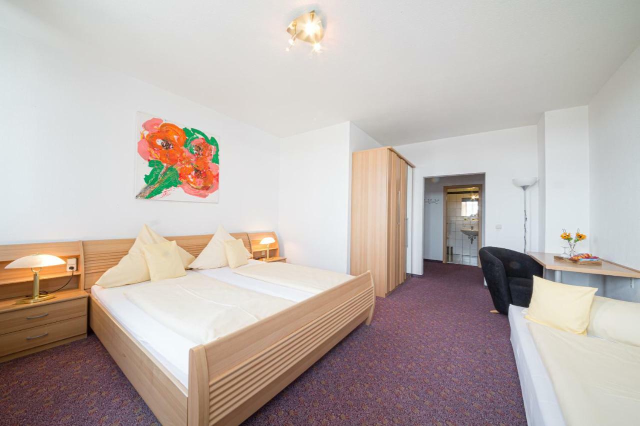 Hotel Europa Garni Free Parking 3*